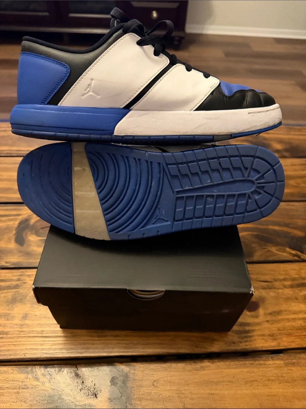Jordan NU Retro 1 Low. Sz. 11.5